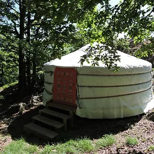 Yourte Mongole , Mont-Roc France